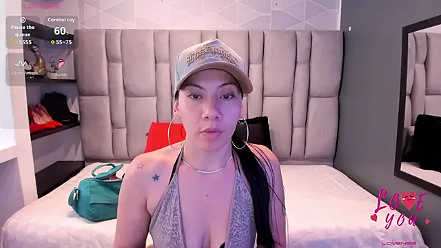 Abril Fox   online show from June 2026 07:29:01 PM