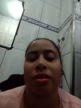 gatinha20257 online show from May 2026 12:41:01 AM