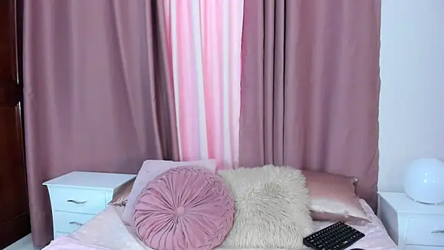 chico medusa online show from April 2026 08:29:01 PM