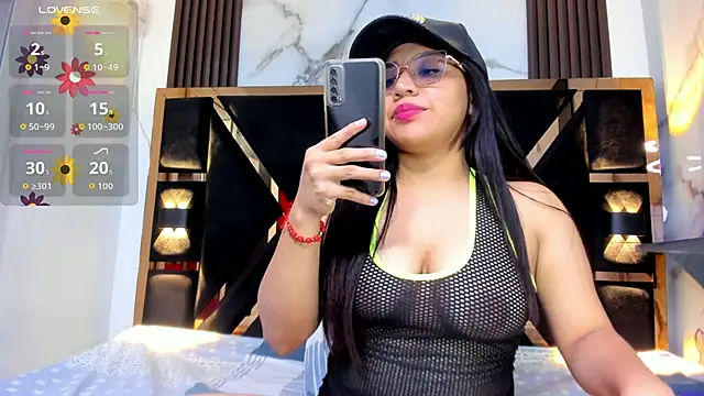 dajacatt online show from April 2026 06:49:02 PM