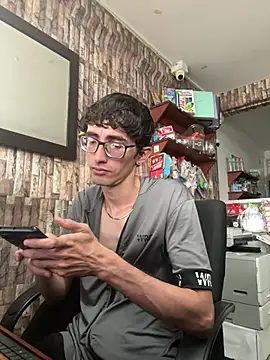 jhosuamoore online show from August 2026 06:33:02 PM