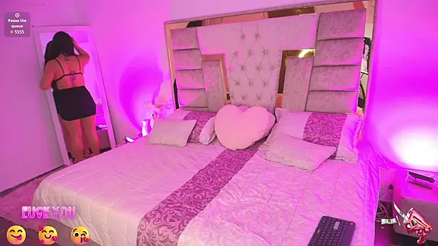 Afroditas 11 online show from March 2026 12:42:02 PM