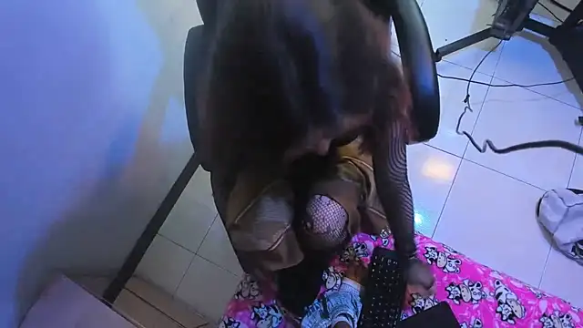 KikyoAndDrey online show from April 2026 07:58:01 PM