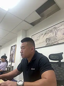 Cunzhangshibage02 online show from April 2026 12:48:01 AM