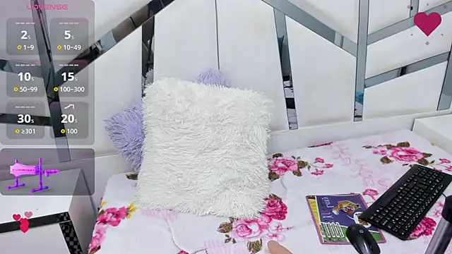 Emily Collins 1 online show from April 2026 06:36:01 AM