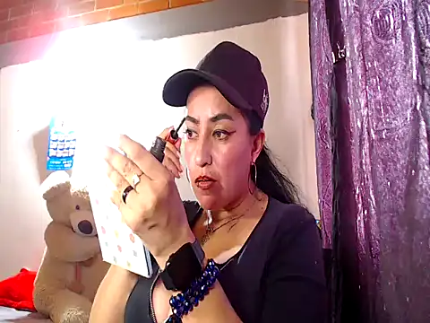 Alexandrina online show from October 2025 04:14:02 PM