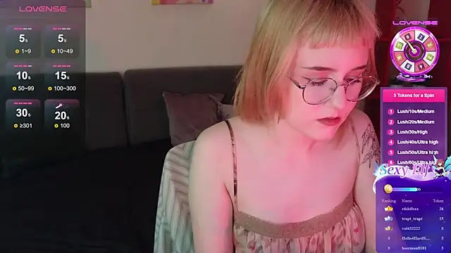 TheaQuill online show from April 2026 02:43:02 PM