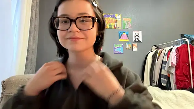 XxDarkAngelxXX online show from April 2026 04:01:01 PM