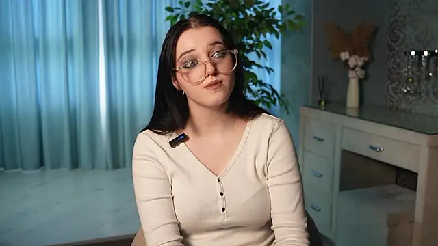 AnnabelScalia online show from March 2026 09:49:02 AM