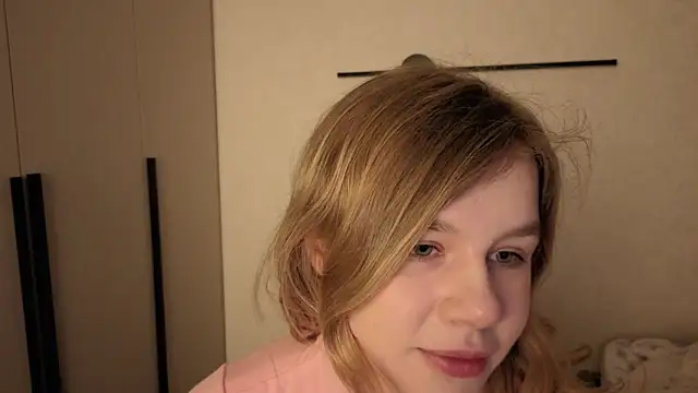 AureliaAngel online show from April 2026 10:02:02 PM