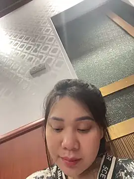 Snapshot of Chin-xinh chatting on March 2026 02:28:02 PM Chin-xinh online show from March 2026 02:28:02 PM