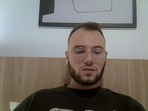 piazaocwb23 online show from April 2026 09:43:02 PM