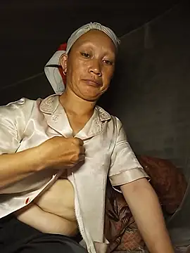 Heli pusy online show from June 2026 01:23:02 AM