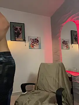 Tayler Cross  online show from March 2026 01:38:01 PM