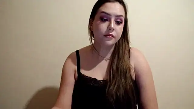 LolaSeduce online show from April 2026 06:14:02 PM