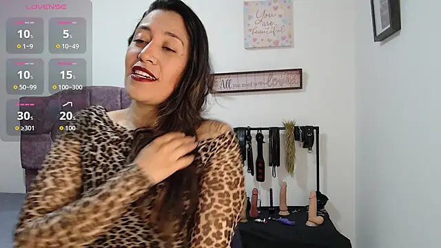 violeta scott online show from June 2026 05:14:01 PM