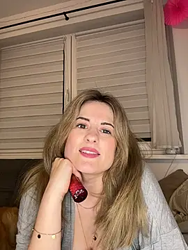 Mina Foxx online show from March 2026 07:30:01 PM