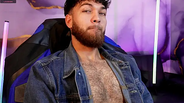 Snapshot of Oliver_Dallas1 chatting on April 2026 04:37:01 AM Oliver Dallas1 online show from April 2026 04:37:01 AM