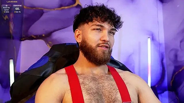 Snapshot of Oliver_Dallas1 chatting on May 2026 05:46:02 AM Oliver Dallas1 online show from May 2026 05:46:02 AM