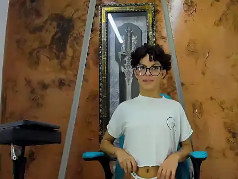 Novaneon  online show from March 2026 07:31:01 PM