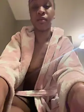 Halligirl online show from March 2026 01:45:01 AM