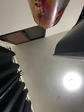 chiquita2 online show from March 2026 12:32:01 PM