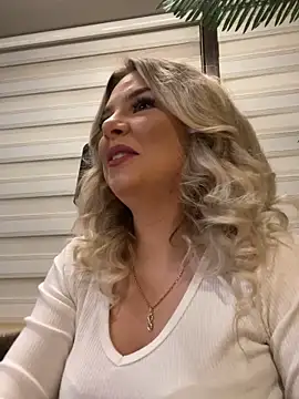 KimmBliss online show from April 2026 06:54:02 PM