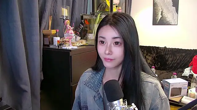 XiaoYuBao- online show from March 2026 07:48:02 AM