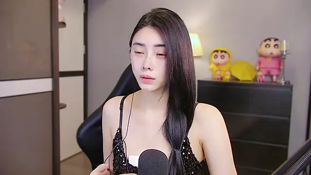 XiaoYuBao- online show from April 2026 04:23:02 PM