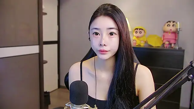 XiaoYuBao- online show from June 2026 07:16:02 PM