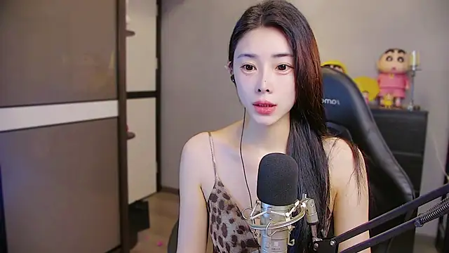 XiaoYuBao- online show from July 2026 03:21:01 PM