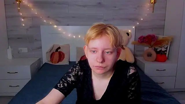 EloraBlu online show from March 2026 11:50:02 AM