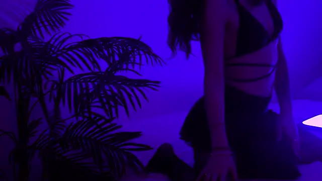 SweeetMila online show from April 2026 04:12:02 PM