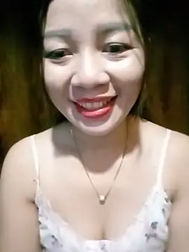 Snapshot of Yiyi102300 chatting on June 2026 11:31:01 AM Yiyi102300 online show from June 2026 11:31:01 AM