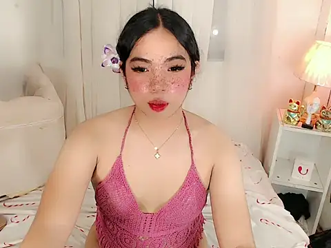 Snapshot of xLinda_Walkerx chatting on June 2026 05:12:01 AM xLinda Walkerx online show from June 2026 05:12:01 AM