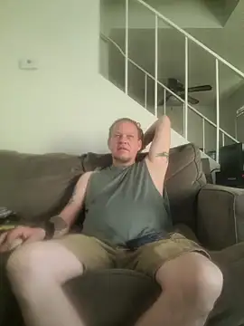 Snapshot of yourMasterisBored chatting on June 2026 01:01:02 PM yourMasterisBored online show from June 2026 01:01:02 PM