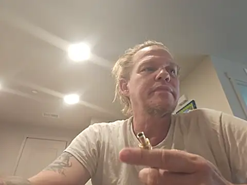 Snapshot of yourMasterisBored chatting on July 2026 01:15:02 AM yourMasterisBored online show from July 2026 01:15:02 AM