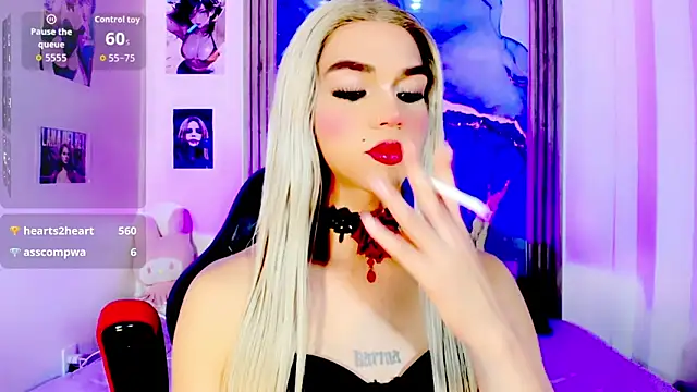 blonde queen- online show from May 2026 01:56:01 AM