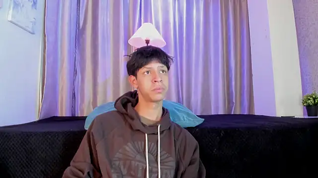 Ethan qop online show from April 2026 11:15:02 AM