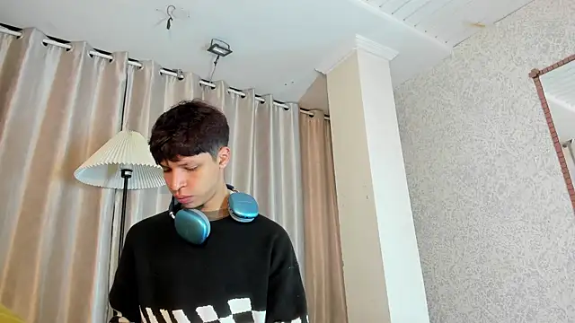 Ethan qop online show from June 2026 11:32:01 AM