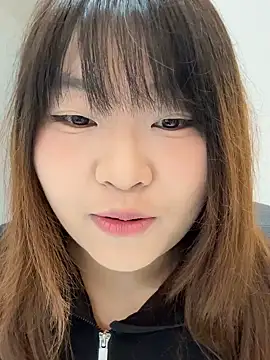 Snapshot of Cake015 chatting on March 2026 03:11:02 AM Cake015 online show from March 2026 03:11:02 AM