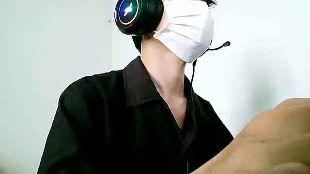 Snapshot of Kang143 chatting on March 2026 07:14:02 AM Kang143 online show from March 2026 07:14:02 AM