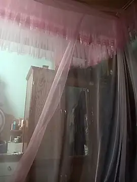 Lucxy-ki6 online show from April 2026 01:02:02 PM