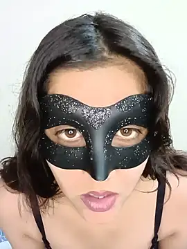 Hottymahi7 online show from June 2026 03:54:02 PM