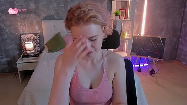 Shiny Liss online show from July 2026 03:34:01 AM