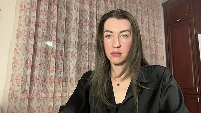 Snapshot of Julia182 chatting on March 2026 07:28:01 PM Julia182 online show from March 2026 07:28:01 PM