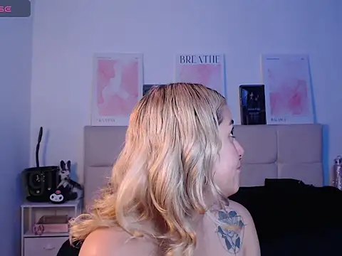 trinitych  online show from March 2026 08:20:01 AM