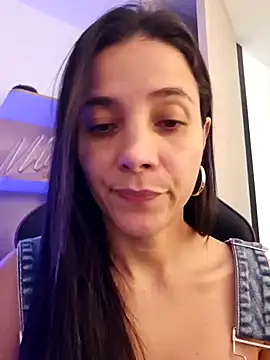 miaeyex online show from April 2026 05:30:01 PM