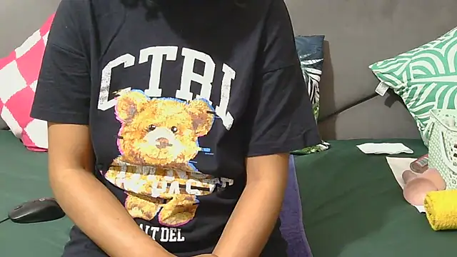 Melitaxx online show from June 2026 06:52:02 AM