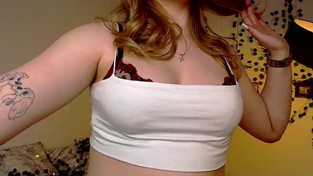 Melany crazyyy online show from April 2026 03:04:01 PM